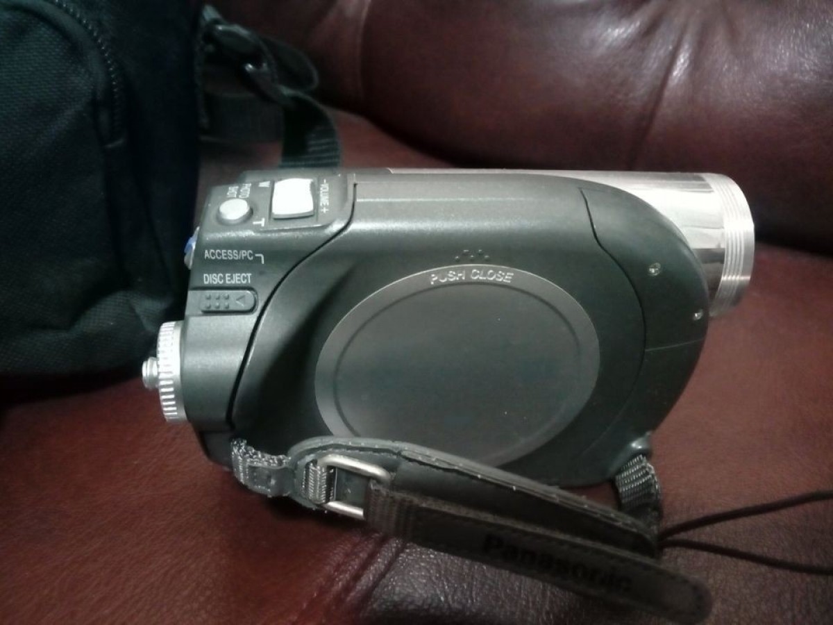 Panasonic VDR-D150 videókamera
