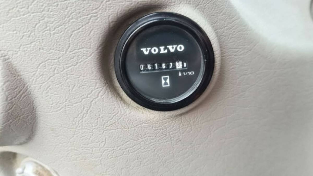 Volvo EW160D / 2013 / 6200üó / Gyorscsatlakozó / Tiltrotátor / Lízing 20%-tól