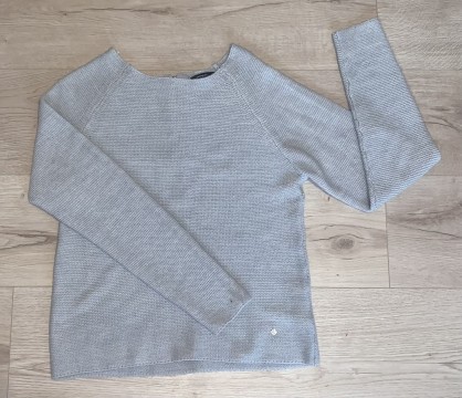 Szürke vékony pulóver