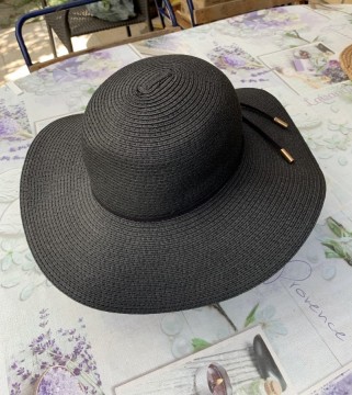 Fekete nyári kalap