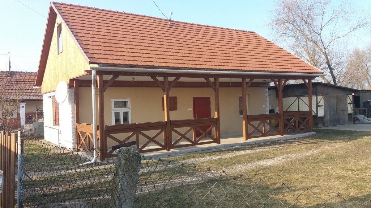 Eladó családi ház Tiszekeszin