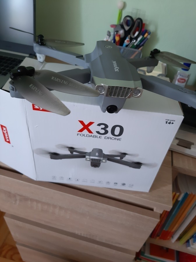 Drón syma x30 