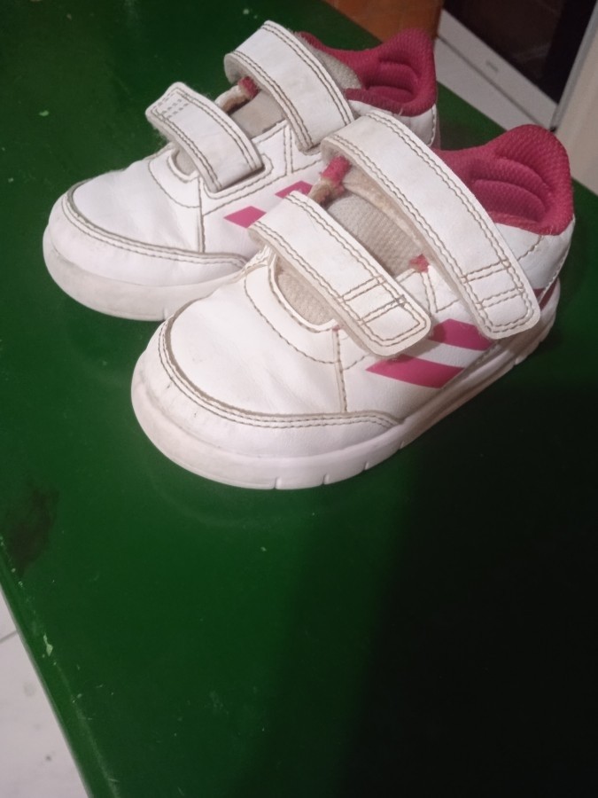 Adidas kislány átmeneti cipő 