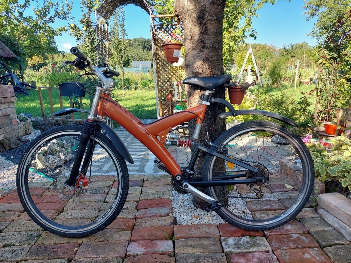 GenesisFST6000 kerékpár eladó