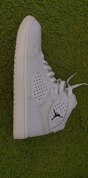 Jordan cipő