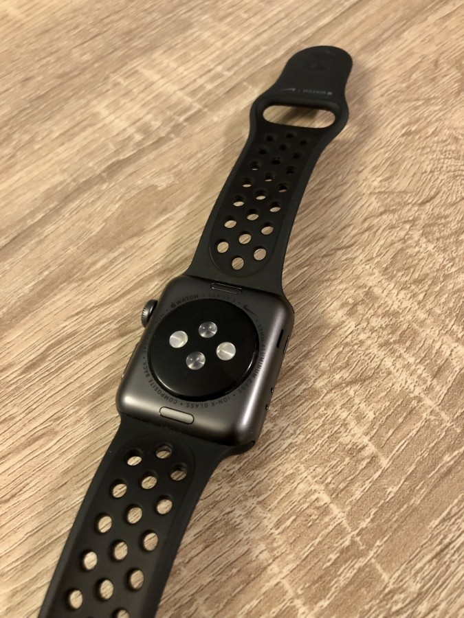 Apple watch 3 nike+ series