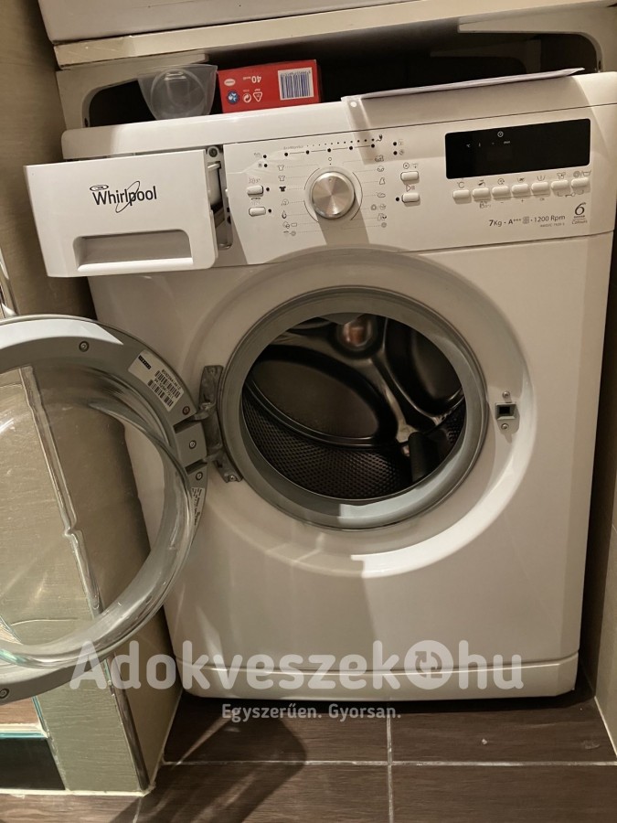Szabadonáló elöltöltős mosógép: 7kg