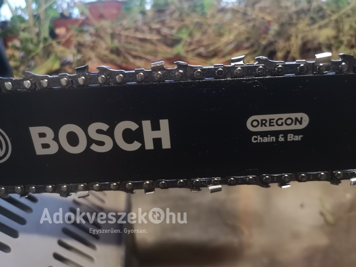 Eladó Bosch elektromos láncfűrész 
