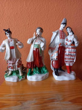 Porcelán figurák 