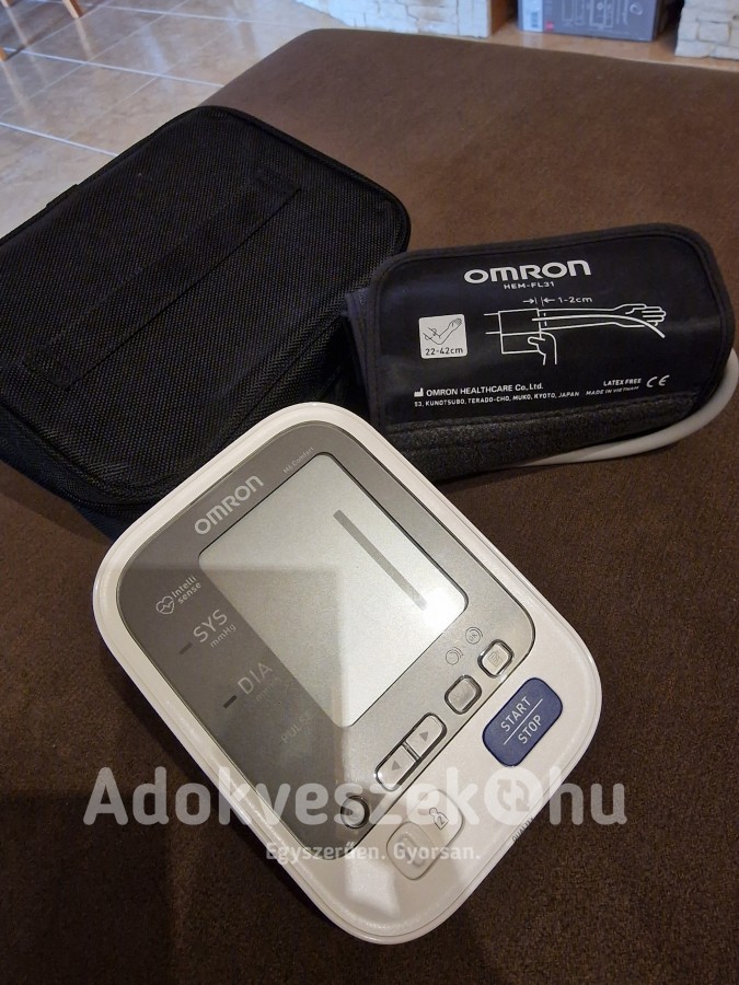 Omron M6 Comfort Intellisense vérnyomásmérő 