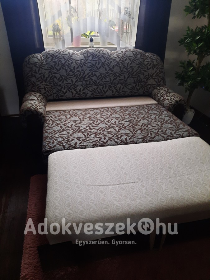 Ágyazható kanapé fotellal