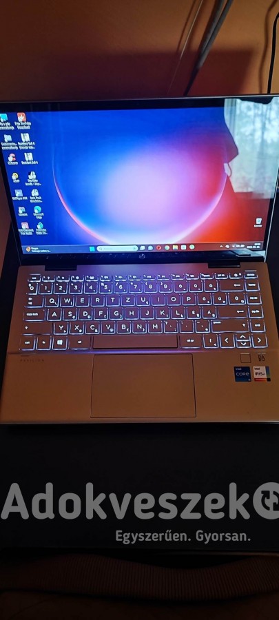 HP pavilion x360 14-dy0004nh típusú laptop 