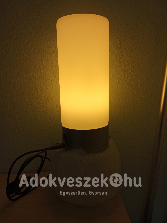 Ledes asztali lámpa