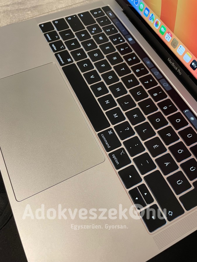 2019 MacBook Pro 13” Touch Bar 