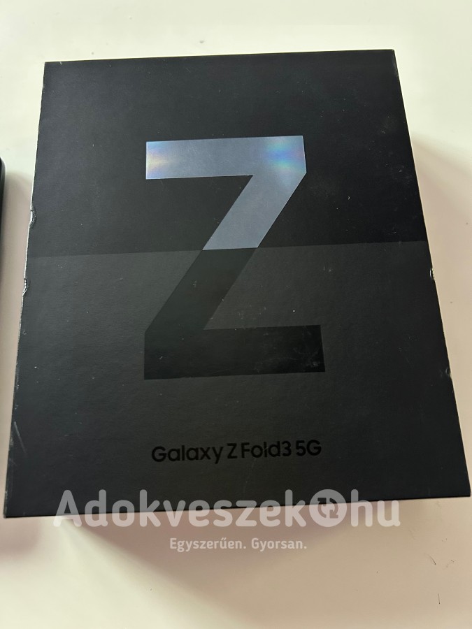 Hibás Samsung Galaxy ZFold3 256 GB