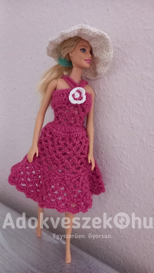 Barbie ruhák 