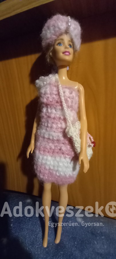 Barbie ruhák 