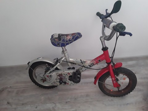 Gyerek bicikli