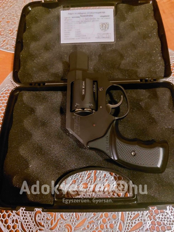 Keserű Pitbull 19M gumilövedékes revolver