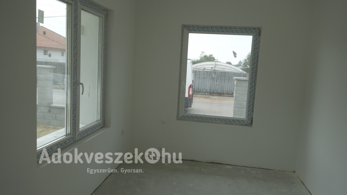 Eladó Hatvanban új építésű ingatlan