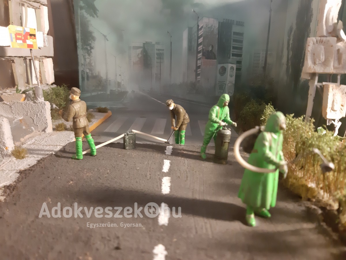 Chernobyl deactivators diorama