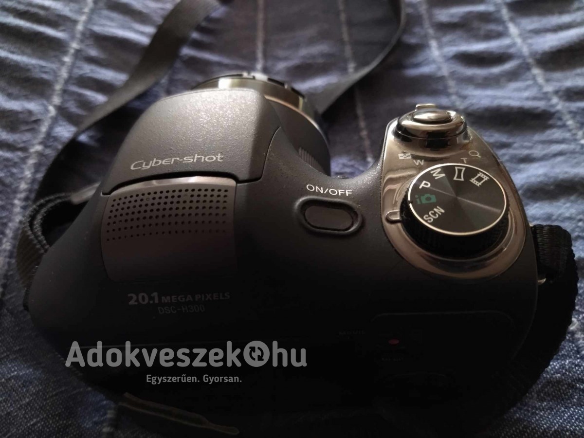 Sony Cybershot DSC-H300 fekete fényképezőgép