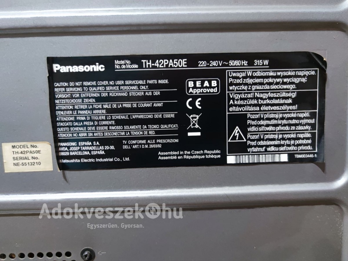 Panasonic 106cm-es plazma TV