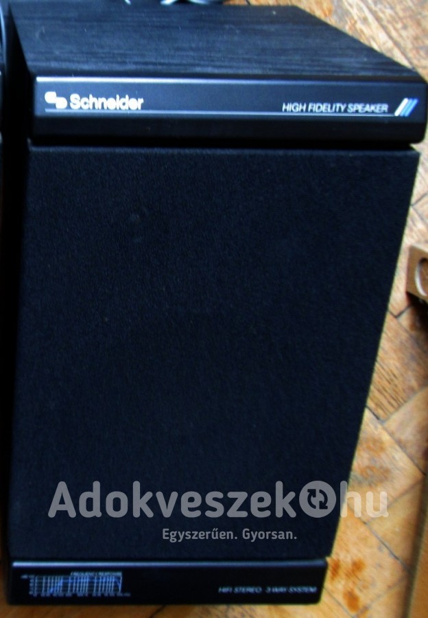 Schneider 2750 LS hifi hangdobozok
