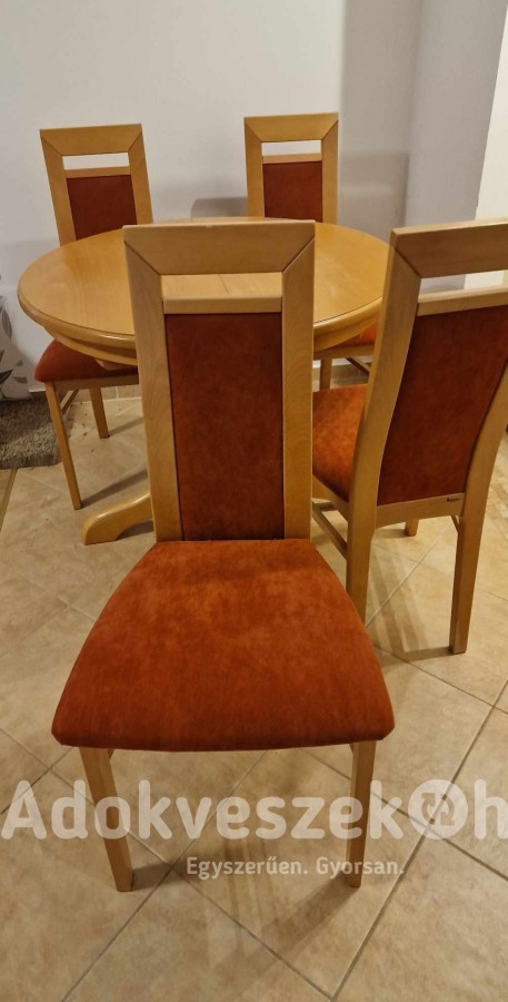 Étkezőasztal székekkel