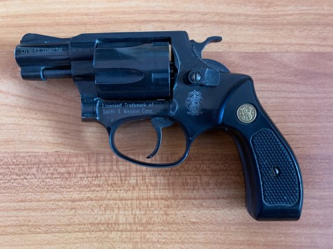 Smith & Wesson chiefs special gáz - riasztó revolver