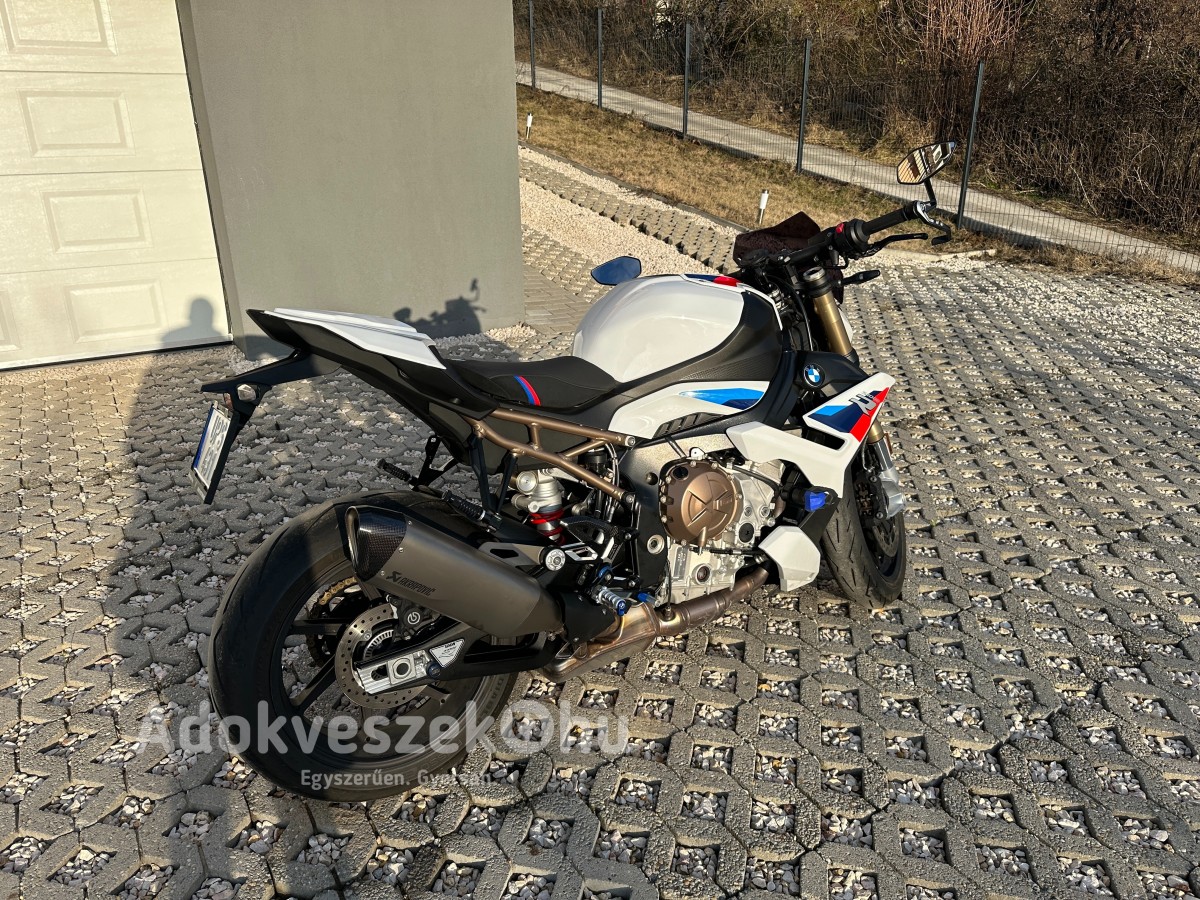 BMW S1000R 2022 