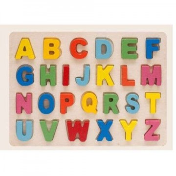 Magic Toys Fa ABC betűi színes formaillesztő puzzle (MKM762367)