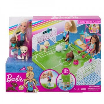 Mattel Barbie Dreamhouse Adventures: Chelsea foci játékszett (GHK37)