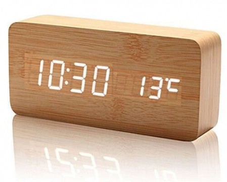 Nagy fakocka design digitális óra