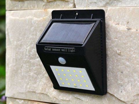 Napelemes LED lámpa fény és mozgásérzékelővel 12X9,5X5cm