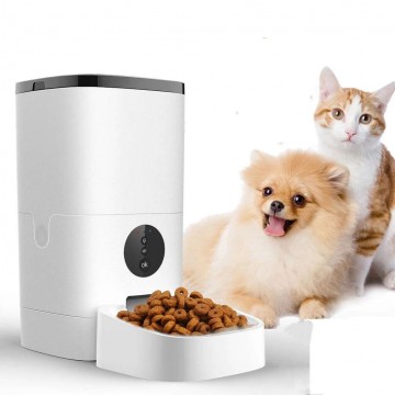 Patpet Automatikus etetö wi-fivel macskának és kutyának