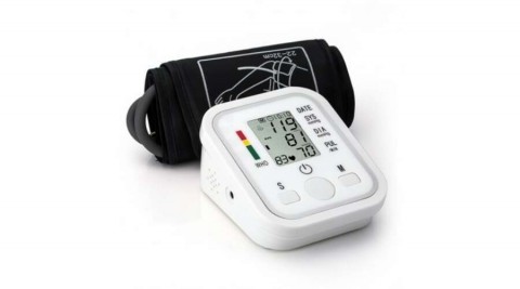 Vérnyomásmérő (karos)