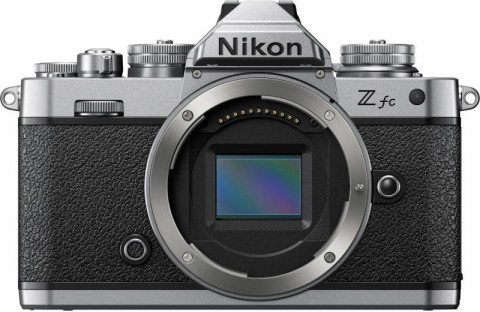 Nikon Z fc + 18-140mm DX VR