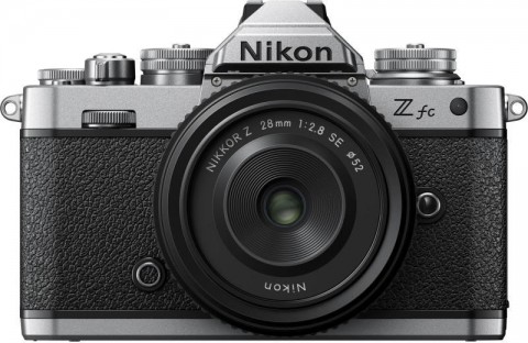 Nikon Z FC + DX 28mm SE (VOA090K001)