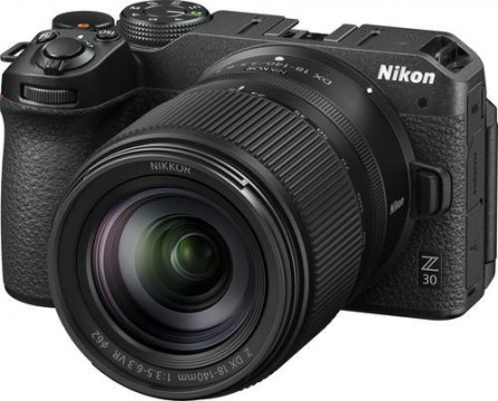 Nikon Z30 + 18-140 DX (VOA110K003)