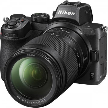 Nikon Z5 + 24-200mm f/4-6.3 VR (VOA040K004)